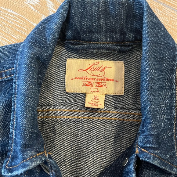 Levi’s Jacket - Picture 1 of 4